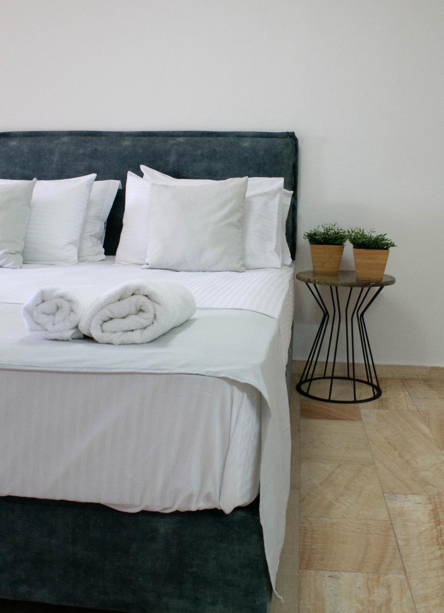 Armakha Oniropetra Luxury Suites מראה חיצוני תמונה