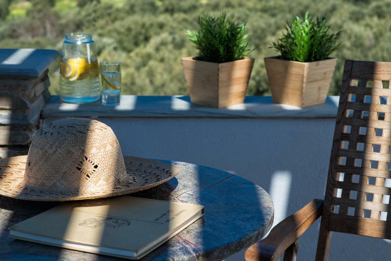 Armakha Oniropetra Luxury Suites מראה חיצוני תמונה