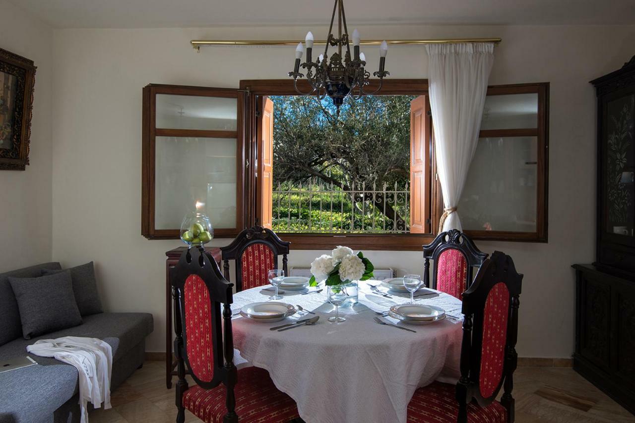 Armakha Oniropetra Luxury Suites מראה חיצוני תמונה