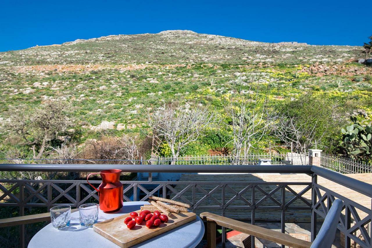 Armakha Oniropetra Luxury Suites מראה חיצוני תמונה